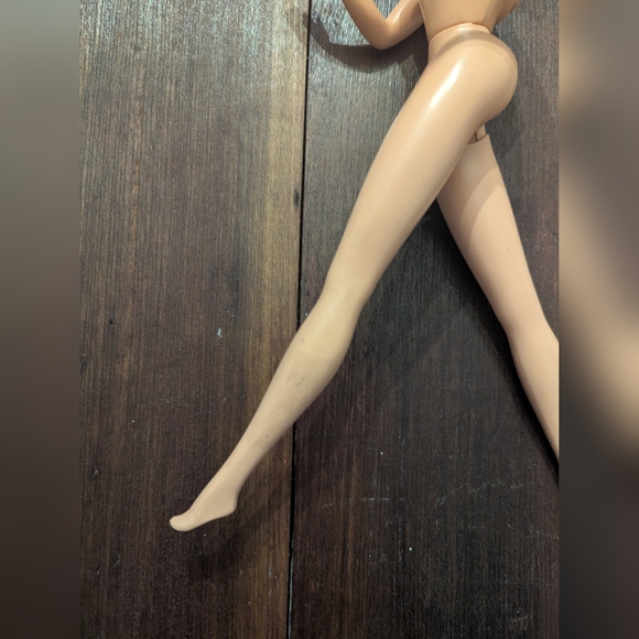 RARE 1966 Mattel Barbie Twist N Turn W/ Back Mechanism Malaysia Blonde Blue Eyes - Picture 4 of 13